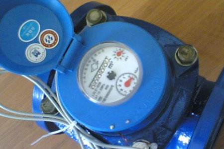 一種密封性好、不易滲水的光電直讀遠(yuǎn)傳水表